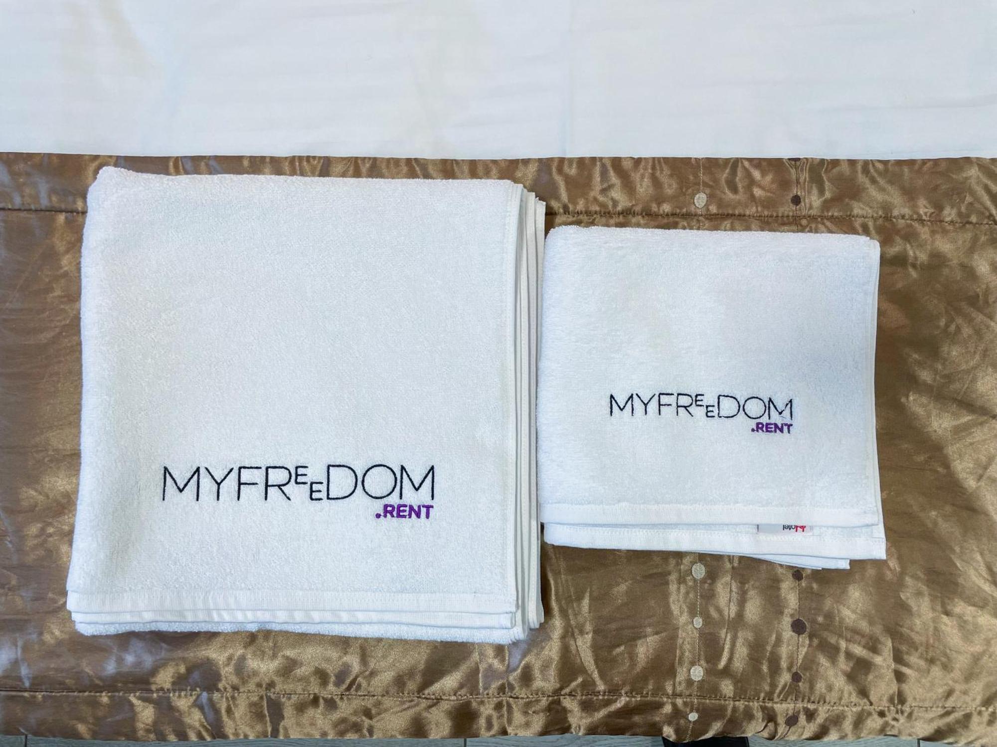 Myfreedom Апартаменти Метро Кловська, Військовий Госпіталь Kiev Ngoại thất bức ảnh